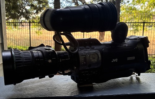 Jvc hm700chu inch 3 ccd - 1/3,