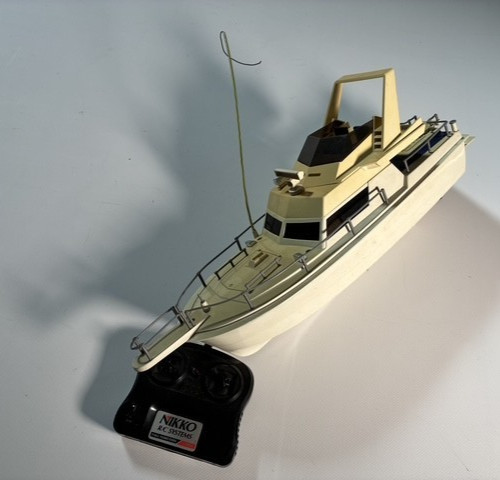 Nikko cruiser rc motor - --,