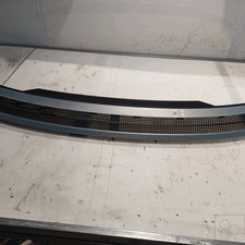 GRIGLIA SOTTOPARABREZZA