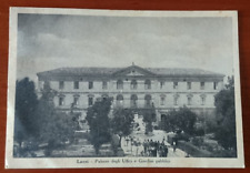 CARTOLINA D'EPOCA VIAGGIATA ANIMATA CALABRIA LOCRI PALAZZO UFFICI GIARDINI 1948