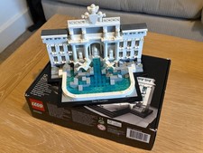 LEGO ARCHITECTURE: Fontana di