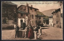 Cartolina Levico, Case rustiche in fondo alla Via del Rio 