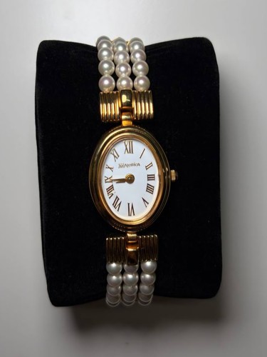 Orologio ovale quarzo - , svizzero