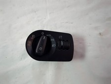 8X1941531AH GRUPPO DI COMANDO INTERRUTTORE LUCI E FARI AUDI Q3 2.0 D 103KW 5P (2