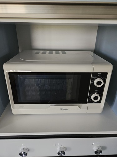 Microonde whirlpool libera - whirlpool,