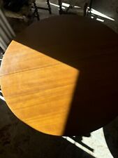 Tavolo rotondo vintage in legno massello allungabile