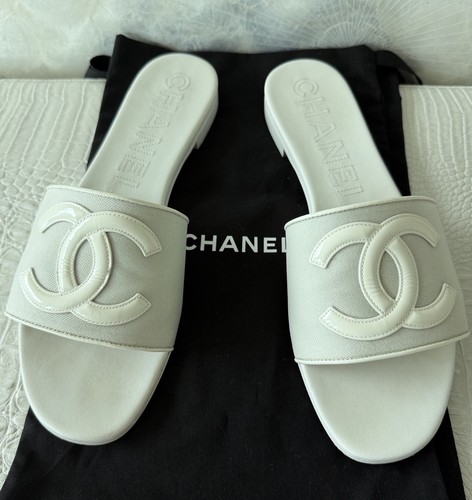 Chanel sandali bianchi con - bianchi,