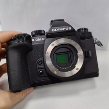 Olympus OM-D E-M1 16MP