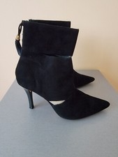 Stivaletti con tacco alto Made