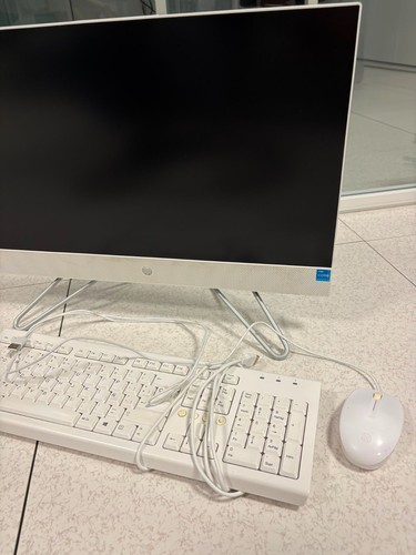 Pacchetto completo con - pc, hp