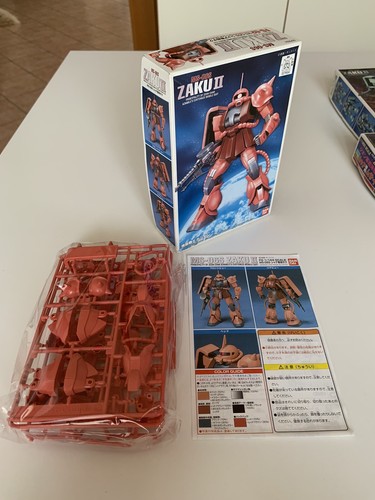 Bandai gundam zaku - gundam,