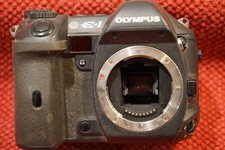Olympus E1 Body DSLR + 2x E410