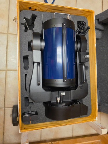 Meade corp lx200 telescope - meade,