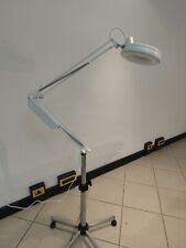 Lampada Con Lente Estetica