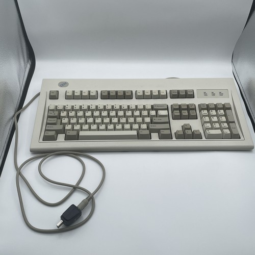Tastiera cablata vintage ibm
