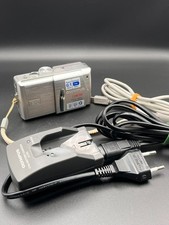 Olympus Camedia C-60 Zoom - 6.1 MP Digital Camera