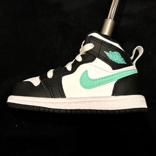Jordan glow green tiffany - glow,