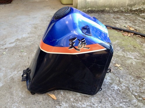 Serbatoio carburante moto - serbatoio,