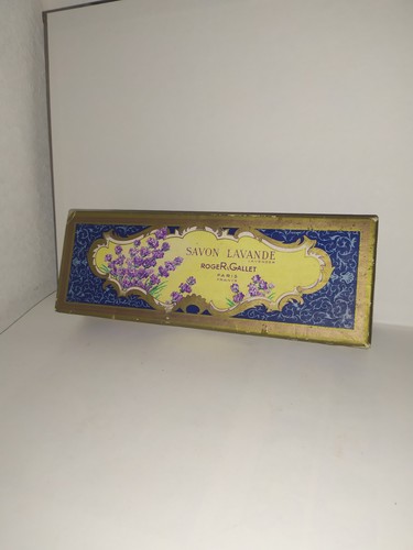 Vecchia scatola cartone - vecchia, di