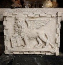 Bassorilievo leone di San