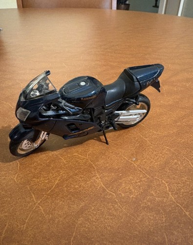 Modellino moto kawasaki - modellino,