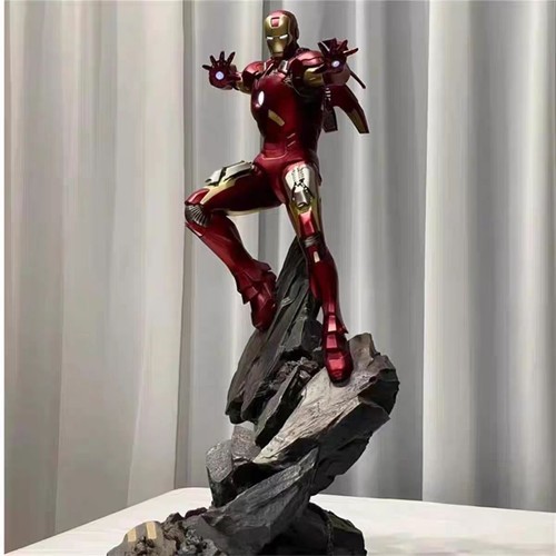 Modellino statua personaggio