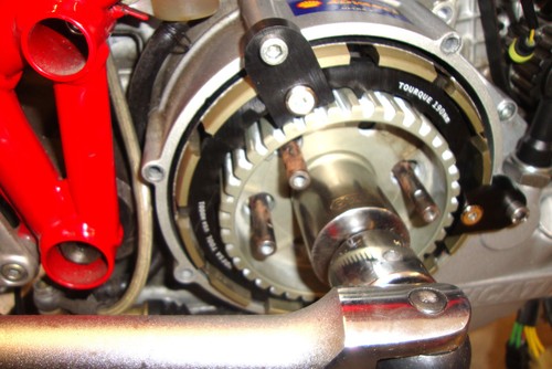 Ducati clutch holding tool 748 - clutch,