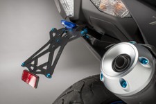 LIGHTECH PORTATARGA REGOLABILE + LUCE + CATADIOTTRO YAMAHA T-MAX 530 2012-2016