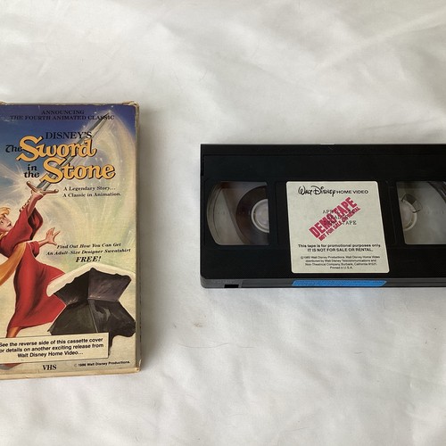 Rare april 1986 disney - april,
