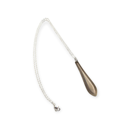 Collana con ciondolo vintage