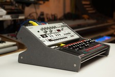 Roland Boutique Duo supporto