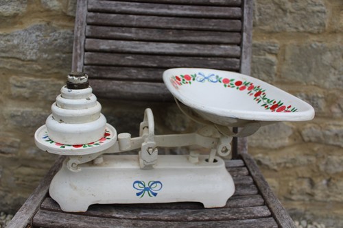 Vintage hand painted - , white