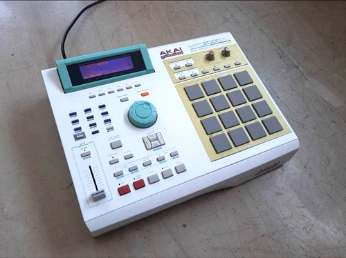 Akai mpc2000xl sampling pro - mpc2000xl,