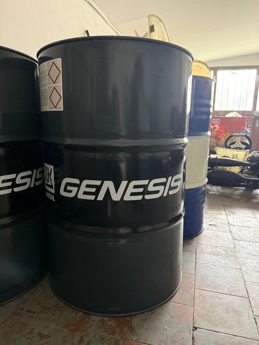 Fusto olio motore - motore, vuoto