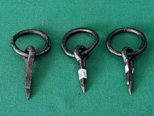 LOTTO 3 ANTICHI ANELLI CON