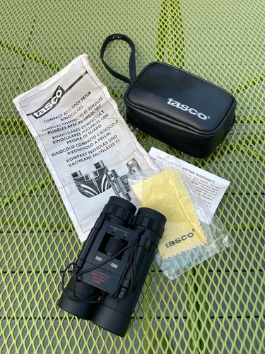 Tasco compact roof prism 10x25 - compact,