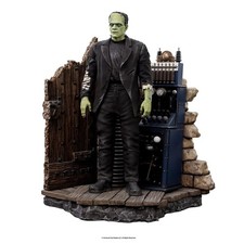 UNIVERSAL MONSTER FRANKENSTEIN