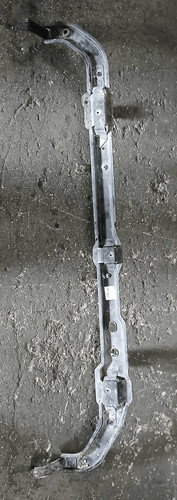 Traversa supporto radiatore