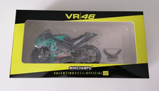 1:12 Minichamps Rossi Yamaha