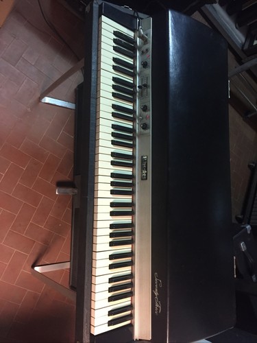Fender rhodes suitcase - rhodes,