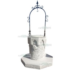Pozzo in cemento per giardino