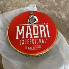 Round Madri Display Badge for