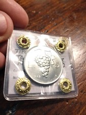 Fantastica Moneta da 5 lire del 1949 Uva Repubblica periziata Fdc