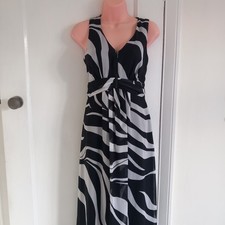 Abito M&Co bianco e nero stampa zebrata taglia 10 nuovo con etichetta festa di Natale