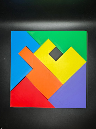 Disappearing square puzzle - disappearing,