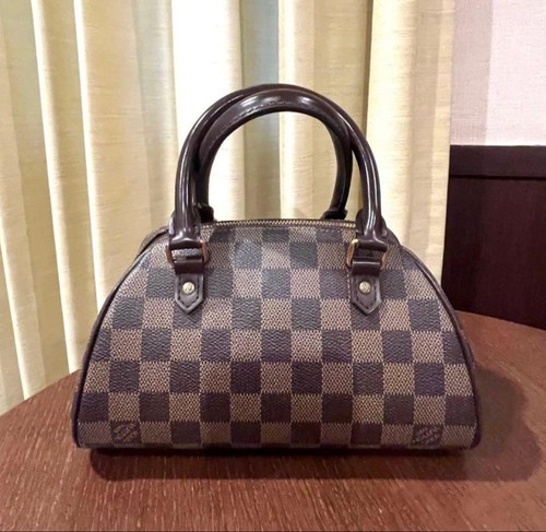 Louis vuitton damier - louis,