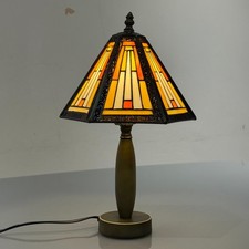 Lampada da tavolo stile