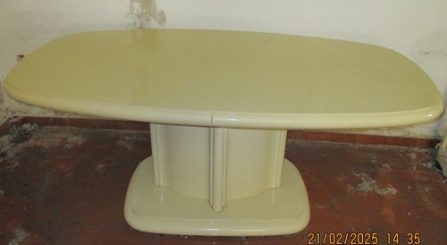 Tavolo vintage beige