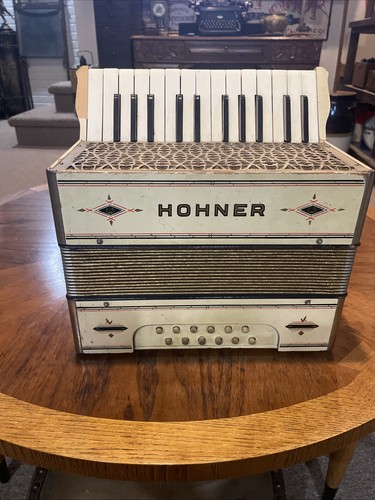 Fisarmonica pianoforte vintage