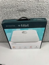 Fitbit Aria Wi-Fi Smart Scale Traccia Peso Grasso Corporeo BMI Syncs App Nuovo Scatola Aperta